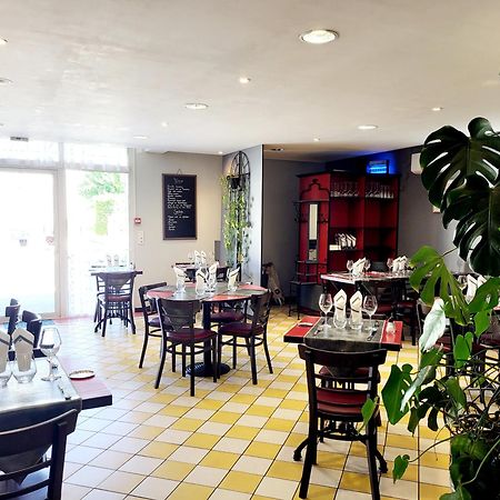 Auberge Des Lacs Bleus Clérac Εξωτερικό φωτογραφία